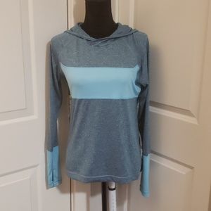 NWOT Champion hooded long sleeve